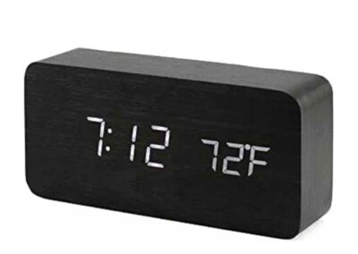 wooden-digital-clock-a-corporate-ramadan-gift